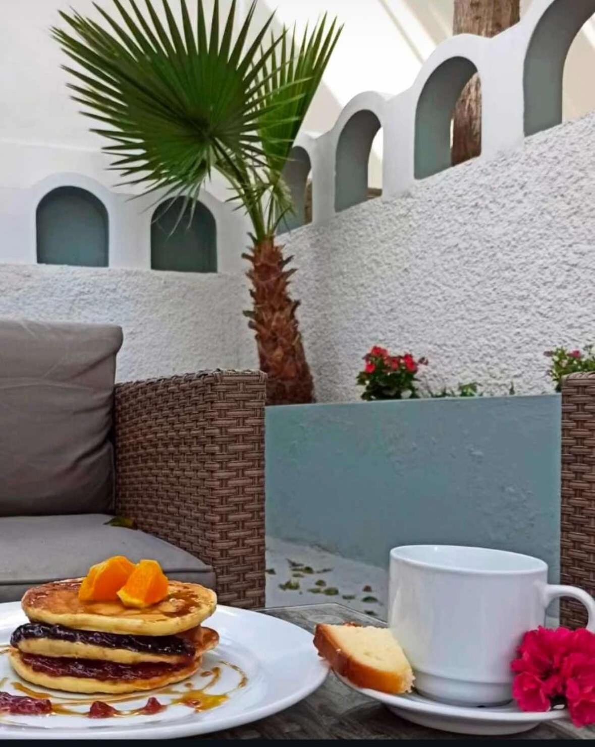 Hotel Lefkothea 2*